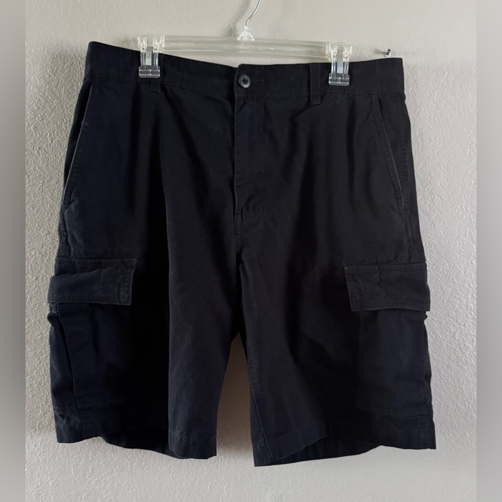 Urban Up Men’s Black Cargo Shorts Size 34 Button Zip Pockets